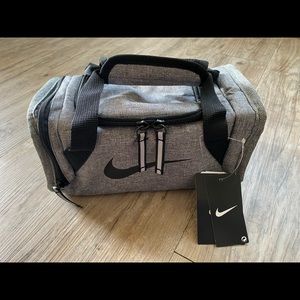 NWT Nike Lunchbag Insulated Grey